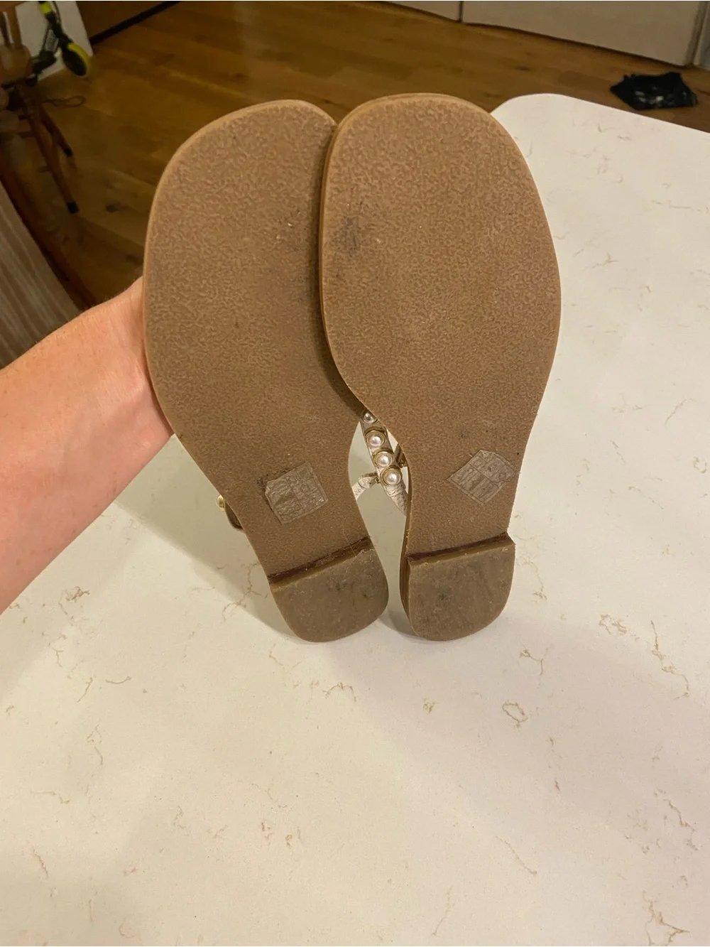 Jack rogers Pearl-Trim Bow Thong Sandals